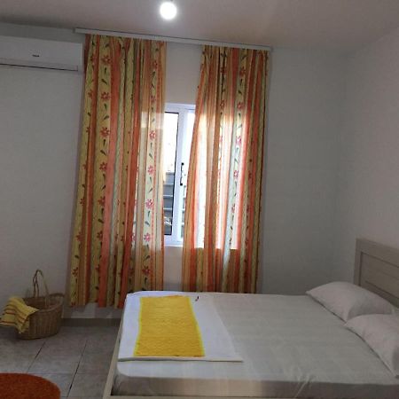 Cosyy House Lägenhet Vlorë Exteriör bild